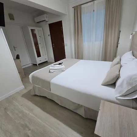 Le Petit Palue Palmas Hotel