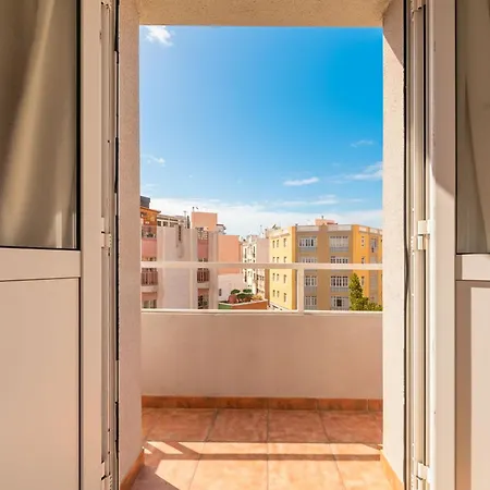 Ura Boutique Gurea Las Palmas / Gran Canaria